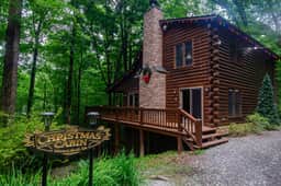 The Christmas Cabin - Image 4