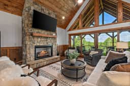 Cathedral Ridge - Image 2