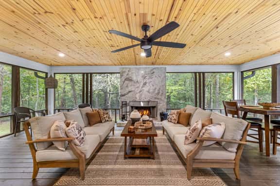 The Wine House •4 Wineries • Fenced Yard •Fire pit - Image 1