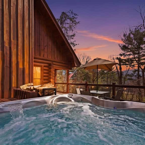 Mt. Ridge Retreat | Private Hot Tub| King Bed - Image 1