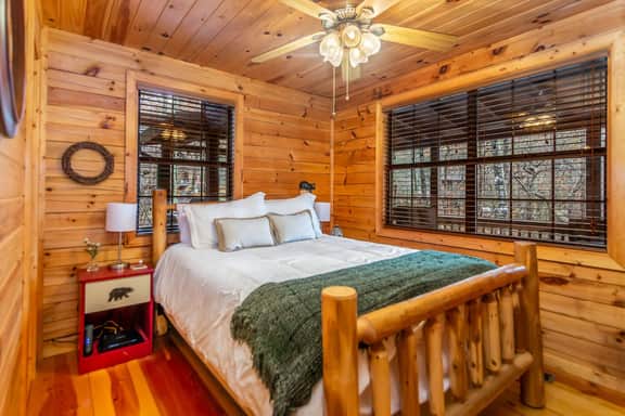 Dreamcatcher Cabin | Cherry Log Mountain - Image 3