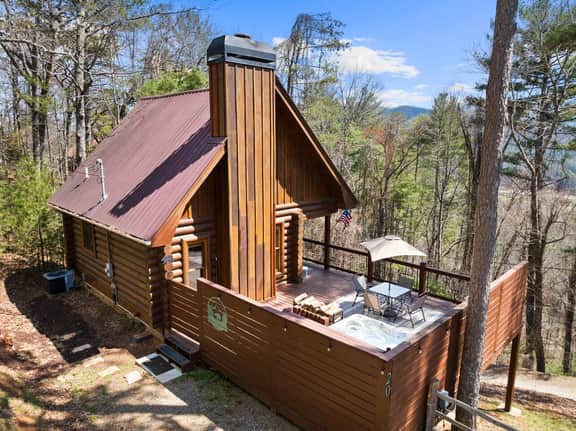 Mt. Ridge Retreat | Private Hot Tub| King Bed - Image 3