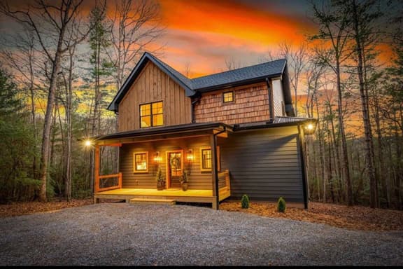 Sugar Mountain Retreat - Image 1